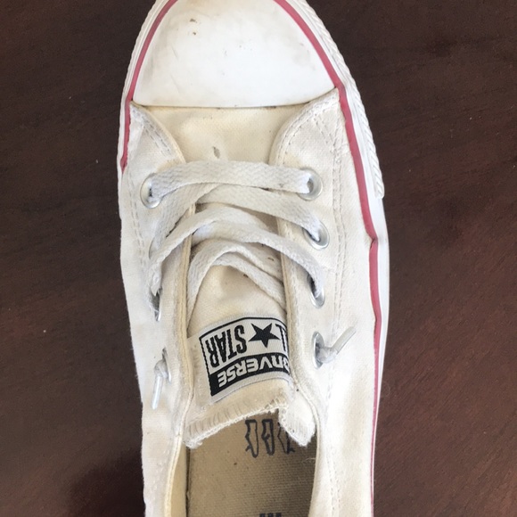 BARELY WORN! LIKE NEW! SALE CHEAP Converse all-stars white canvas sneakers. Sz 9 - Picture 3 of 8